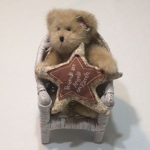 Boyds Bears Friends are Angels on Earth w/Chair
